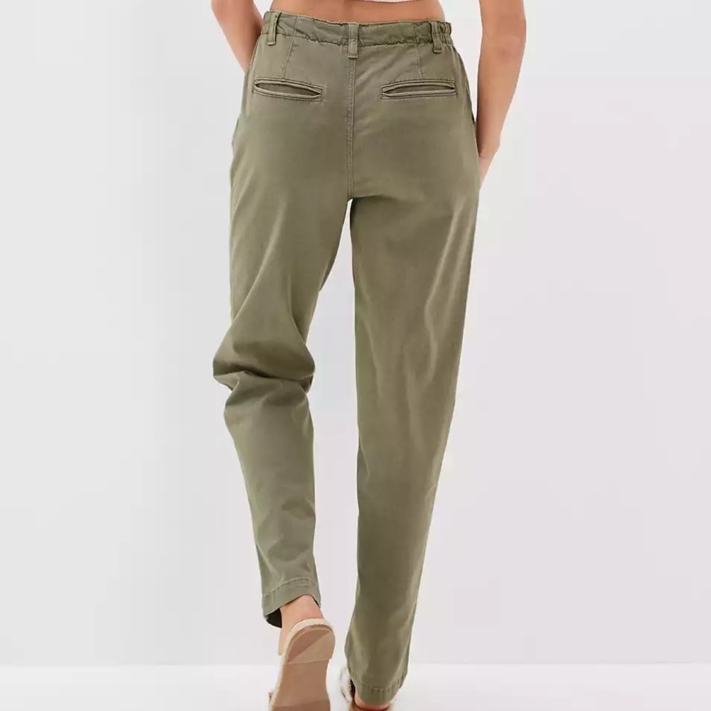 American Eagle Mom Pant Olive Green - 0 - Picture 3 of 7